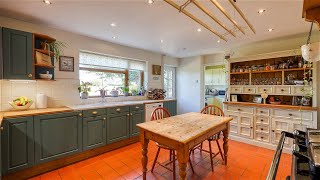 A delightful three bedroom semi-detached cottage located in Nailstone for sale