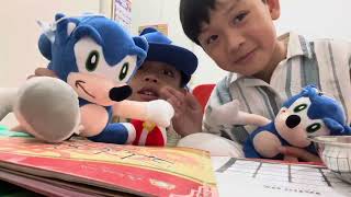 Meet my cousin and my sister !