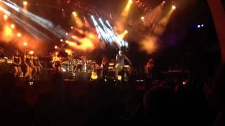 BOB- Strange clouds live