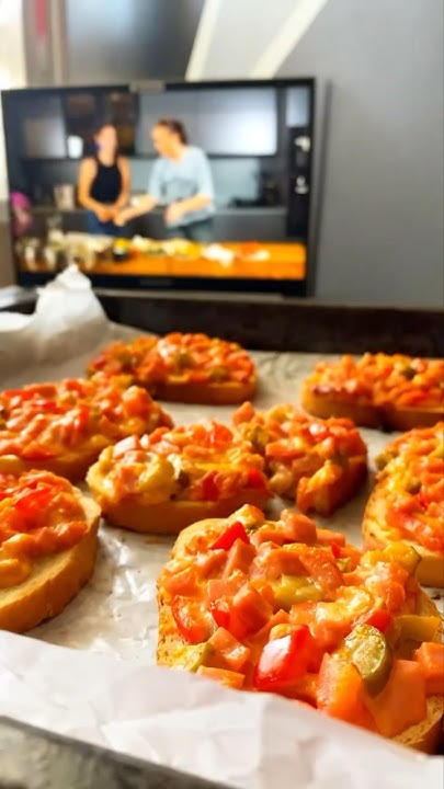 Запеченные бутеры или маленькие пиццы😋 #рецепты #еда #cooking # ...