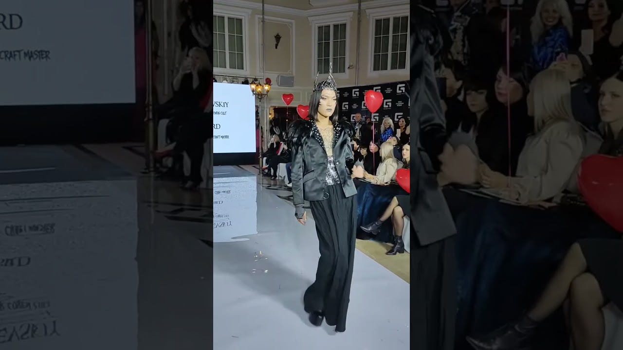 Fashion Defile Halloween 🎃 costume 