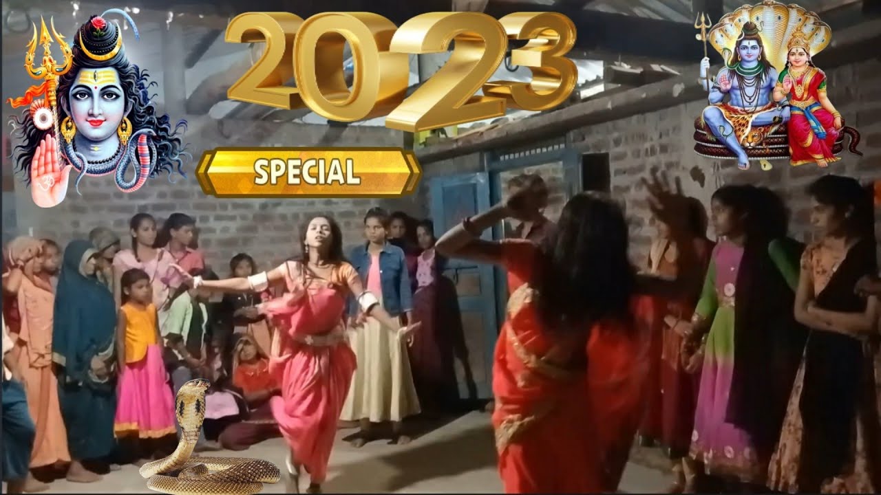 भगवान का भजन कीर्तन हुआ। जिसमे महिलाओं के तन में। आत्मा आई और यह क्या कर दिखाई। पूरा वीडियो देखे।