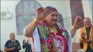 Promo: Leo, Leo leave the girls!