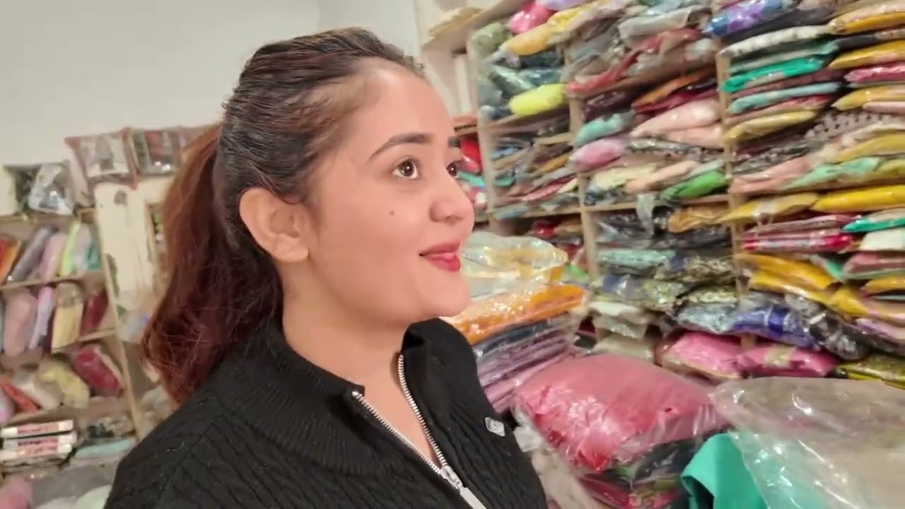 WOW Biggest Family Function Starting Dher Sari Shopping kiBindass Kavya Village