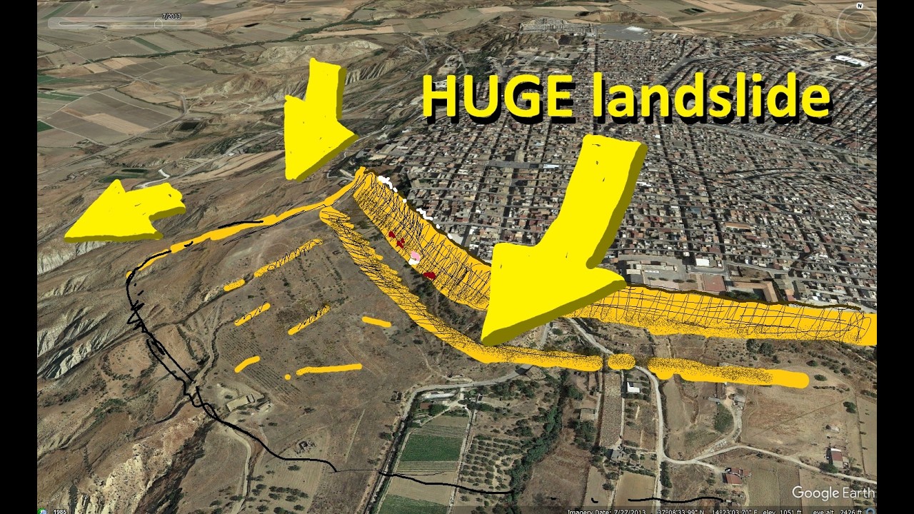 Niscemi landslide—why did the side of a town fall off? (Sicily landslide disaster)