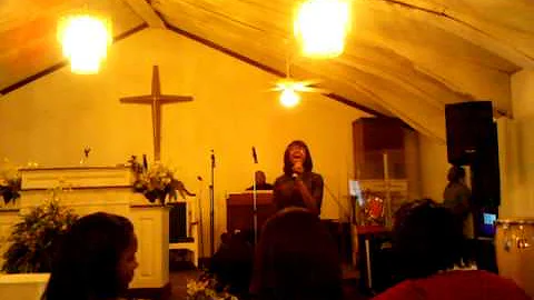 Ms. Rachel Lyle... Sanging!!