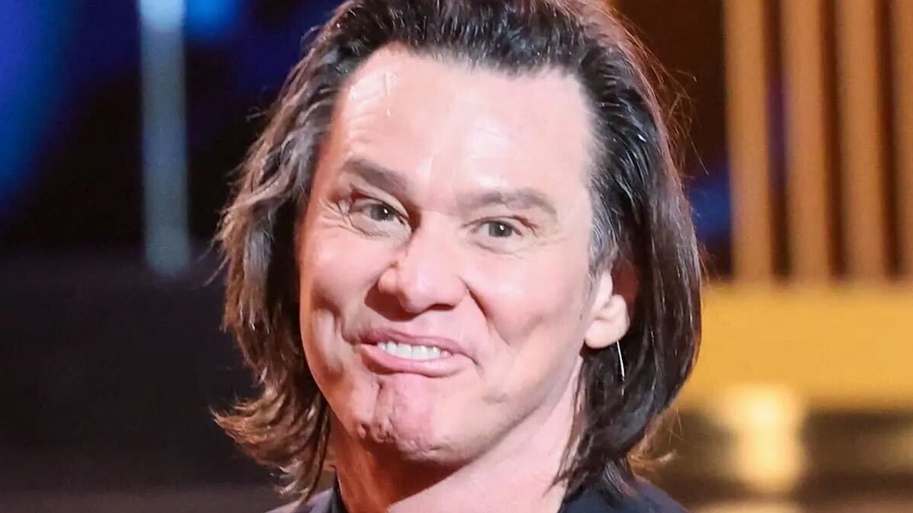 64 Year Old Jim Carrey Is UNRECOGNIZABLE After Ruining His Face