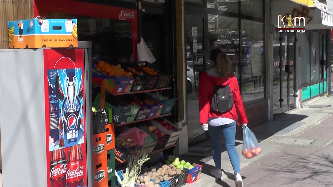 Ана и баба Марија - младите со поддршка за постарите во време на Ковид-19