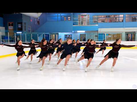 Warming up with Synchronized Skating Team Les Supremes Senior