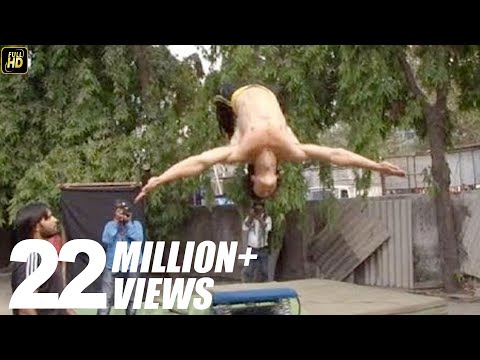 Tiger Shroff's live Karate stunts