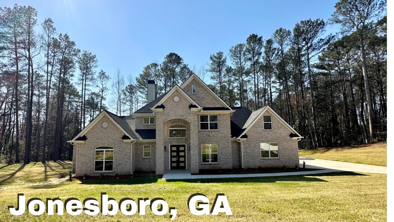 НОВЫЙ ДОМ К ЮГУ ОТ АТЛАНТЫ, ШТАТ ДЖОРДЖИЯ | 5 СПАЛЕН | 5 ВАННЫХ | УЧАСТОК 1,5 АКРА У ОЗЕРА ОЗЕРО