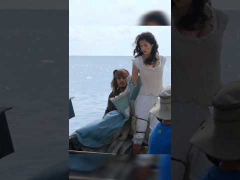 Pirates Of The Caribbean Keira Knightley BEHIND THE SCENES Shorts Pirates Actor 