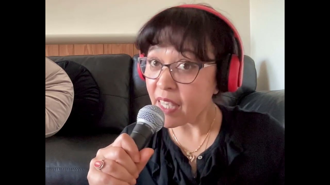 Mere Meheboob Qayamat Hogi originally sung by Kishore Kumar | Female Cover | 