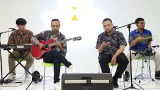 Menata Hati Live at 99ers Coustic