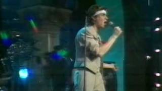 Duran - planet earth (live 1981)
