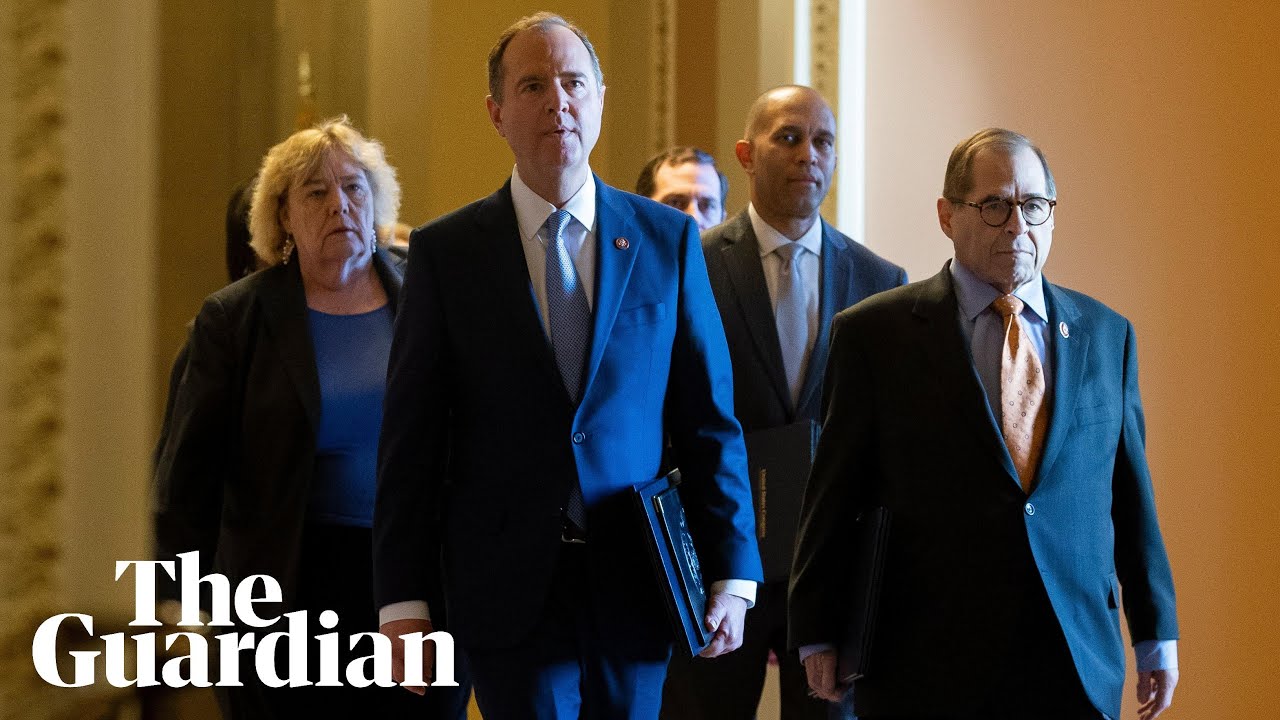 Senators are sworn in as Trump's impeachment trial gets underway - YouTube