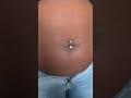 Bellybutton piercing (göbek piercing)