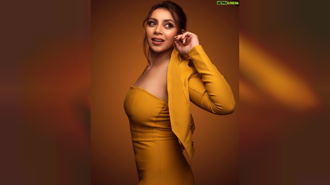 Sehrish Ali Top 50 Instagram Posts and Photos! 😍💚🤞