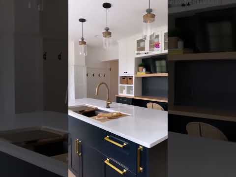 1930s-black-&-white-kitchen,-shorewood,-wi-#kitchenremodel-#kitchenremodeling-#kitchendesign