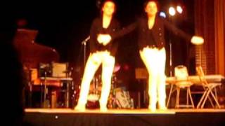 Jennifer Romen & Summeye Optreden Wazzup 2011 Maart