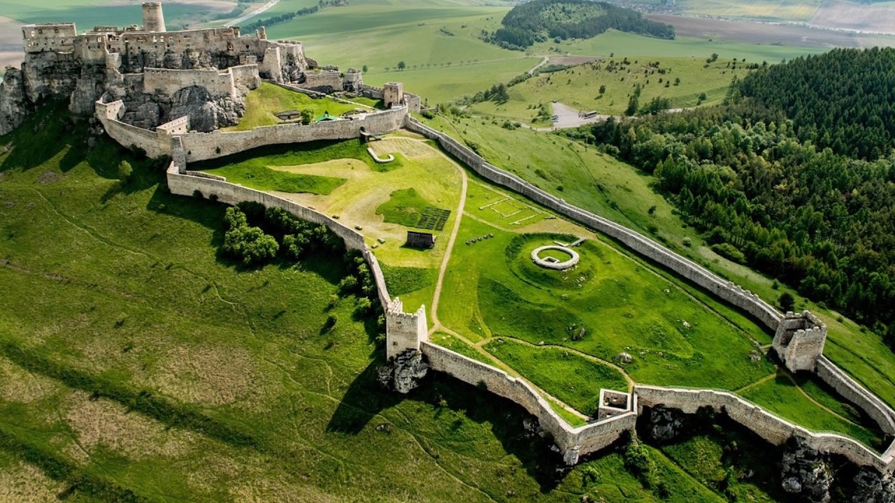 20 ABANDONED Ancient Castles