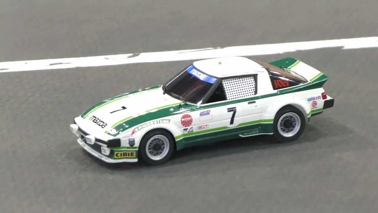 KYOSHO RC】MINI-Z RWD Series : MAZDA SAVANNA RX-7 - YouTube