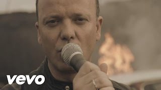 Video thumbnail of "Gigi D'Alessio - Chiaro (Official Video)"