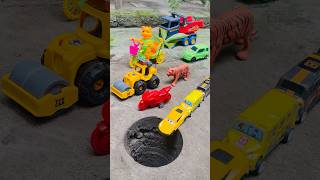 Download Lagu Mahindra tractor pushing yellow car and bus 🚕🚌🛺#automobile #jcbjcb #toys #viral #gaming #short MP3