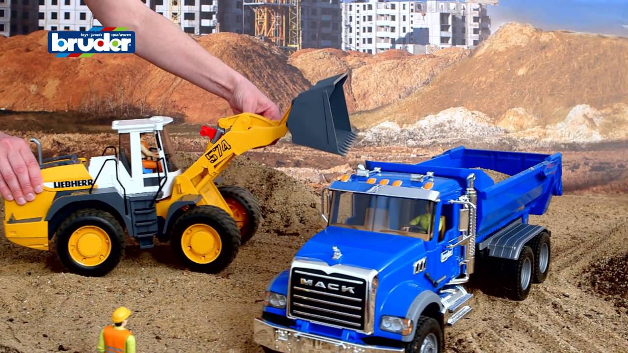 Самосвал брудер мерседес