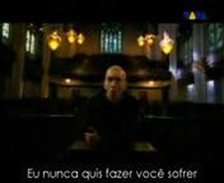 Eminem i m sorry mama. Eminem i'm sorry. Эминем май мам перевод. I'm sorry на черном фоне. Эминем сорри мама.