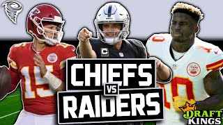 DRAFTKINGS SHOWDOWN WEEK 10 SUNDAY NIGHT PICKS | CHIEFS vs RAIDERS NFL DFS PICKS | WEEK 10 SNF