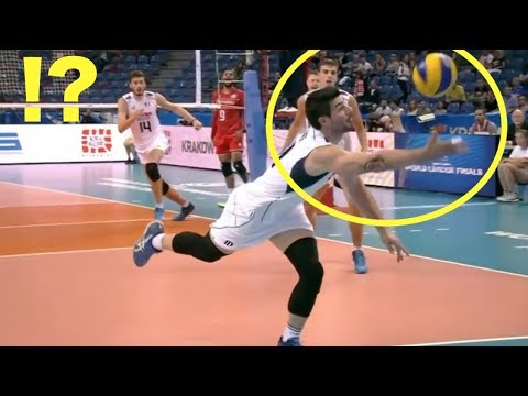 Видео: 【バレーボール】マジか！それも拾うのか！相手が粘り負けるスーパーレシーブ【スーパープレー】Best Volleyball Digs