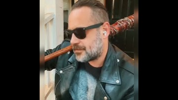 Earbuds from Dollar General #funny #thewalkingdead #negan