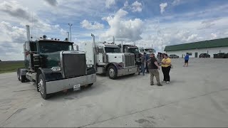 Truckers Convoy in Honor of Trucker David Schultz