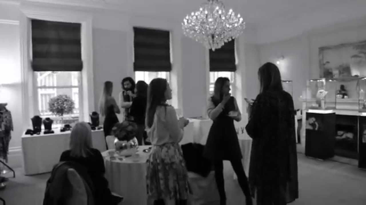 THE JEWELRY ART OF AMRAPALI | Liza Urla, GEMOLOGUE