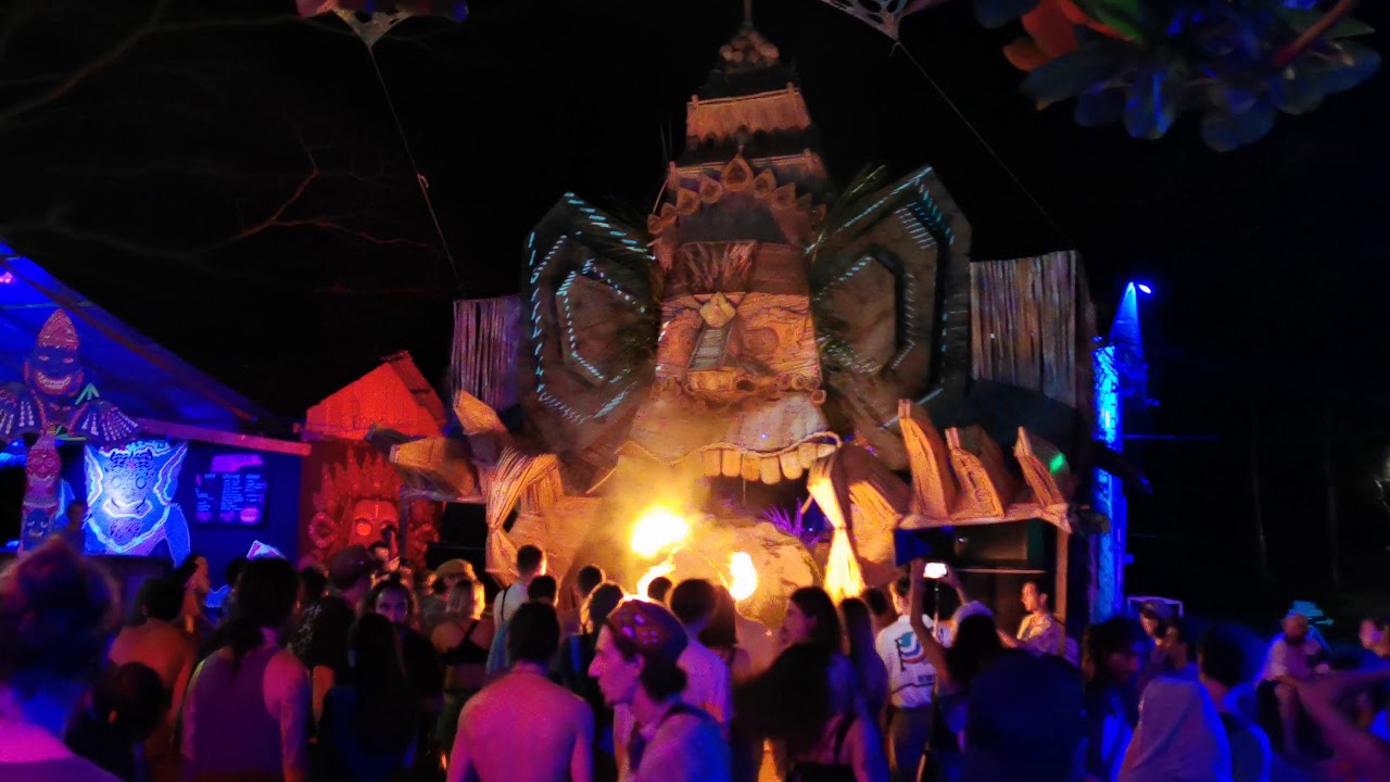 4 Shantigravity koh Rong, Cambodia 2020