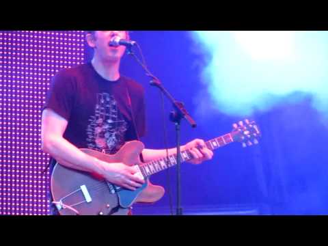 Spoon - I Turn My Camera On