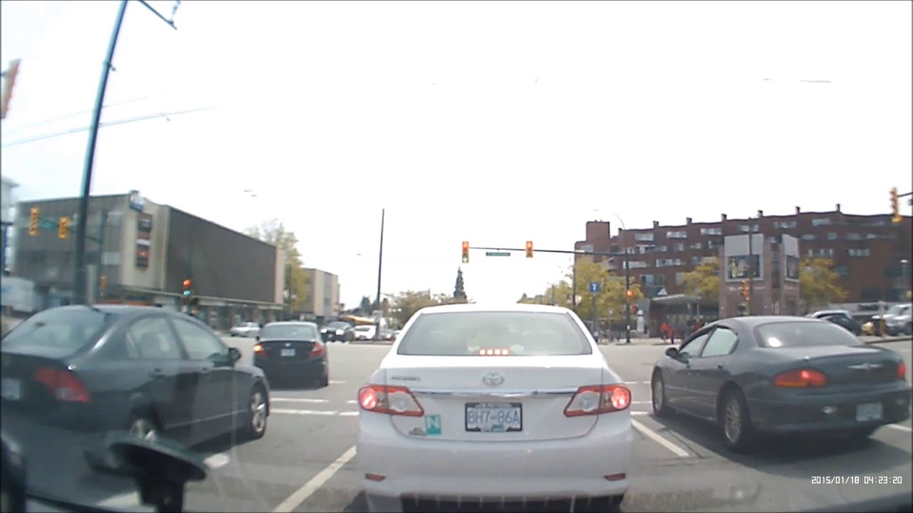 Vancouver Drivers - Toyota Corolla runs red light - YouTube