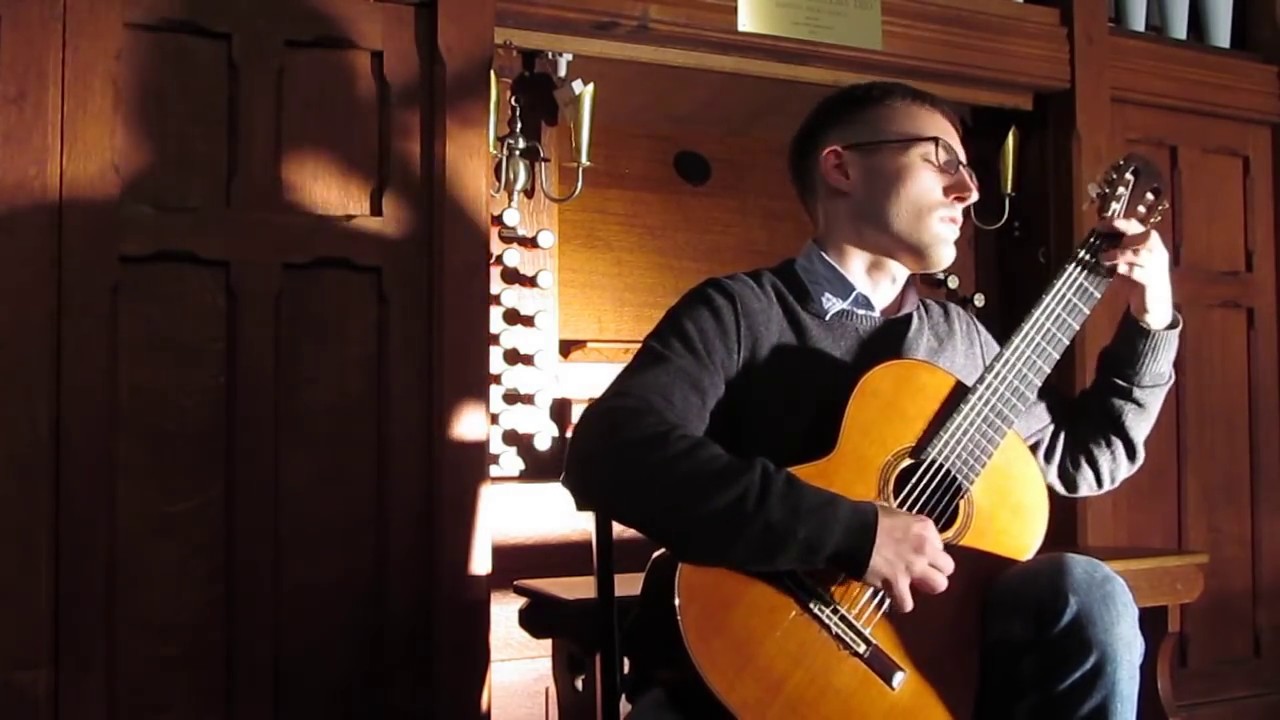J.S. Bach, Double from Partita BWV 997 played by Niels Pfeffer (guitar)