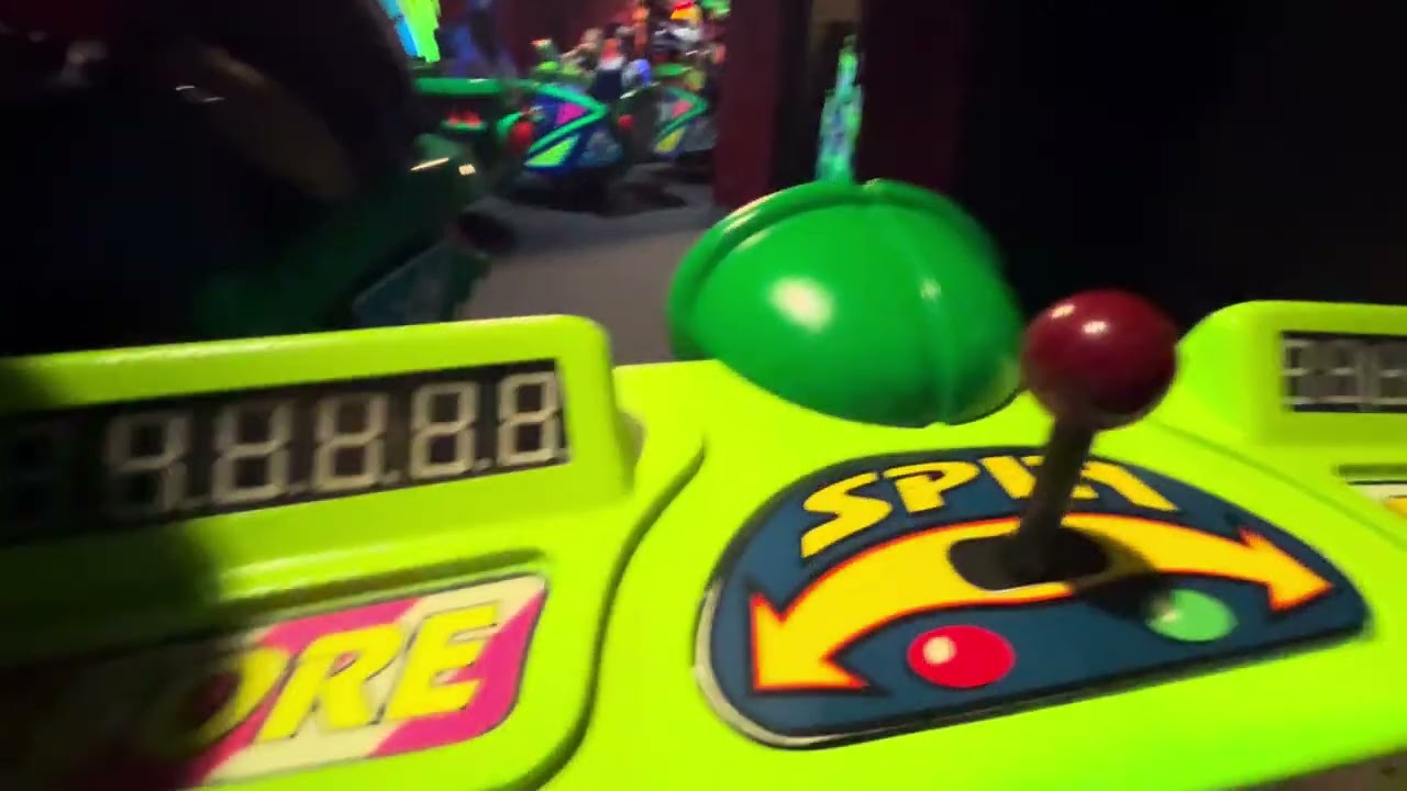 BUZZ LIGHTYEAR RIDE WITH LIGHTS ON FOOTAGE!