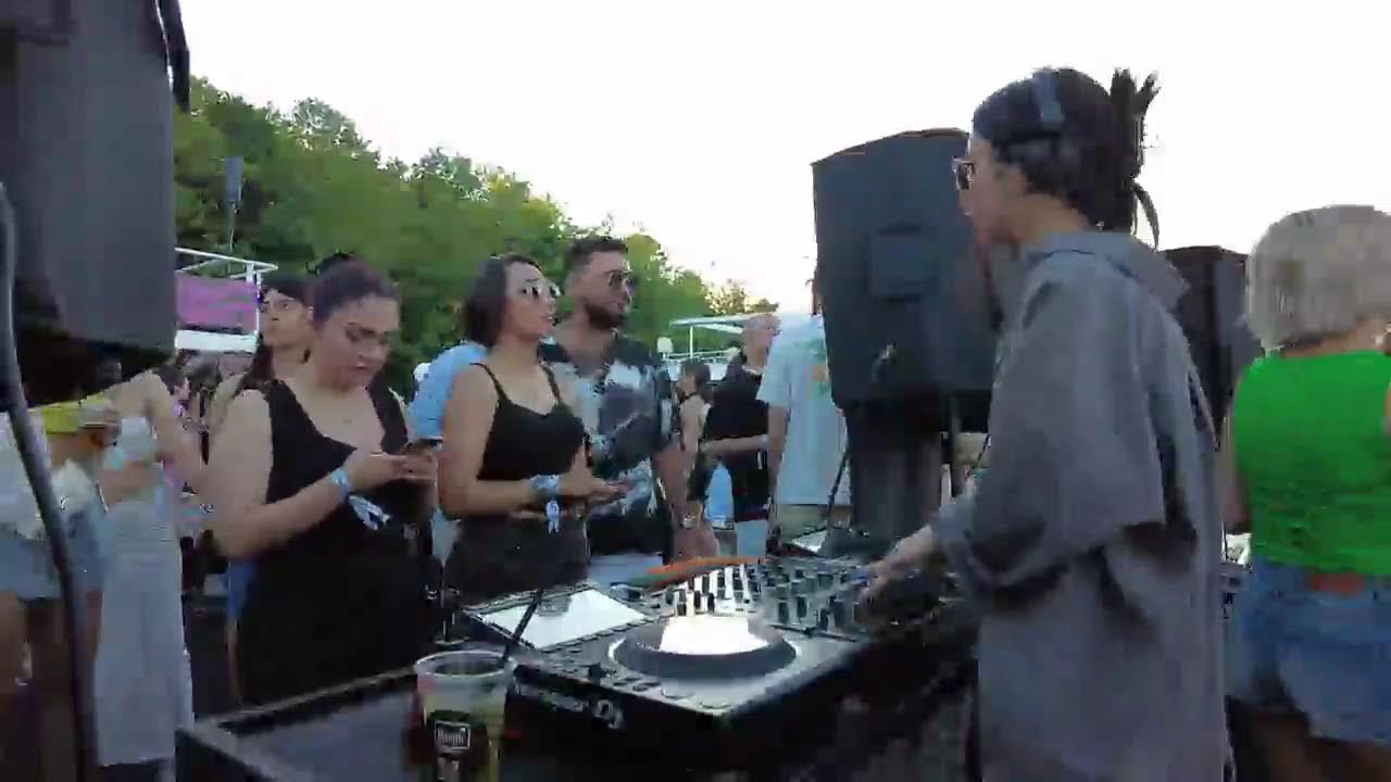 RADIO2020 Yacht Party OBLIVION 1