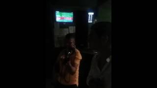 Willy Junior - Femeia Care Ma Face Sa Mor De Dor - Avionele Americane