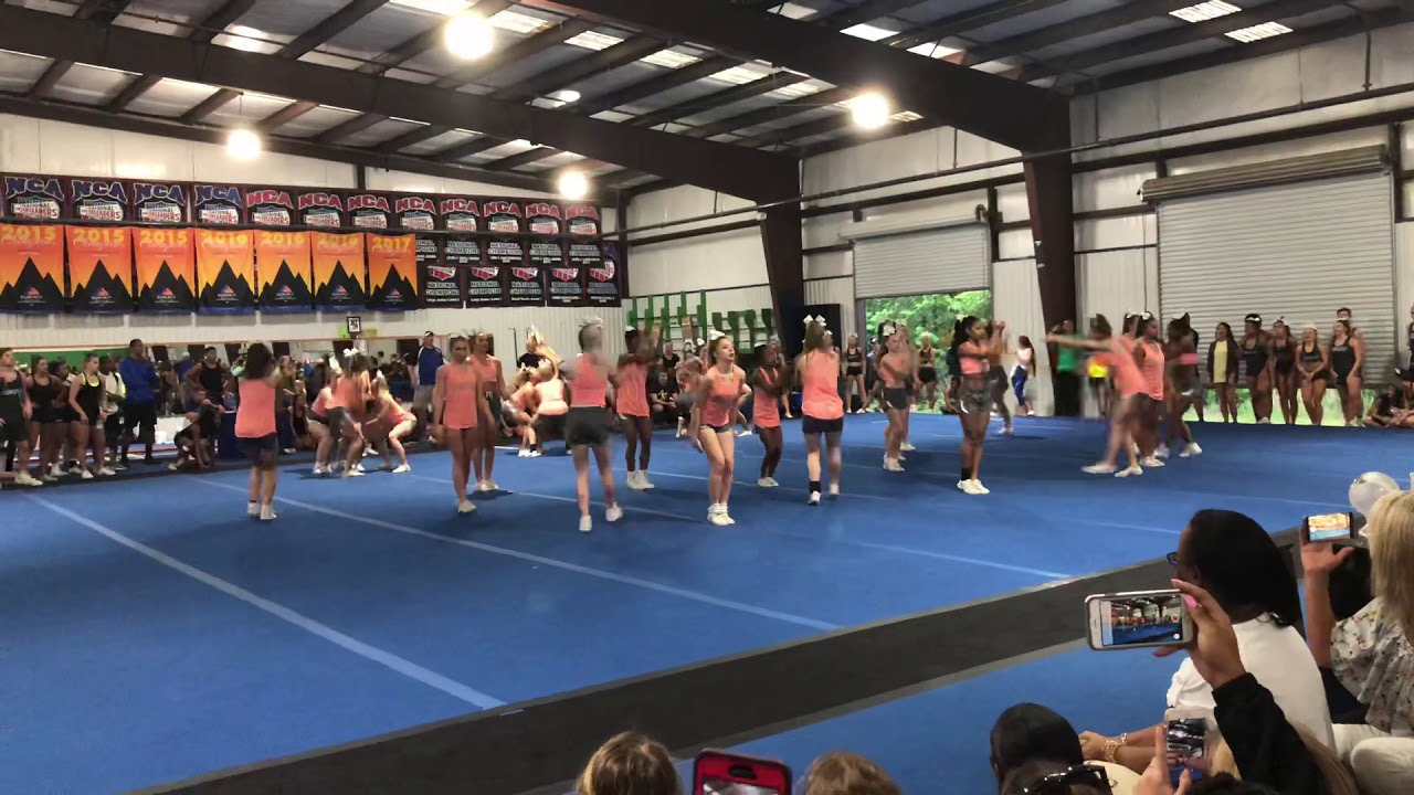 Stingray Allstars Peach 2018 Worlds Showcase