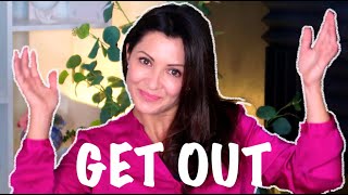 How to Use OUT in English | Learn 20 Common Phrasal Verbs with OUT in English | Elisa Valkyria How to Use OUT in English | Learn 20 Common Phrasal Verbs with OUT in English | Elisa Valkyria