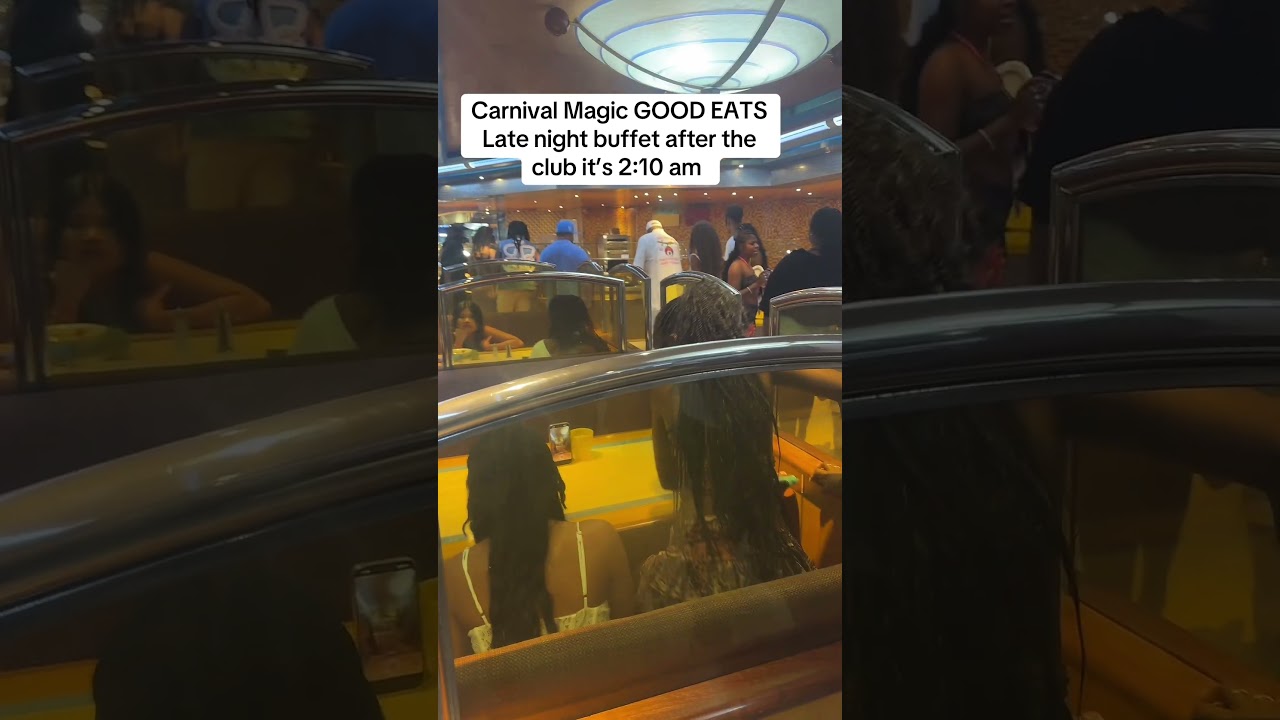 midnight buffet on Carnival Magic after the club #carnivalcruise #carnival #carnivaldream