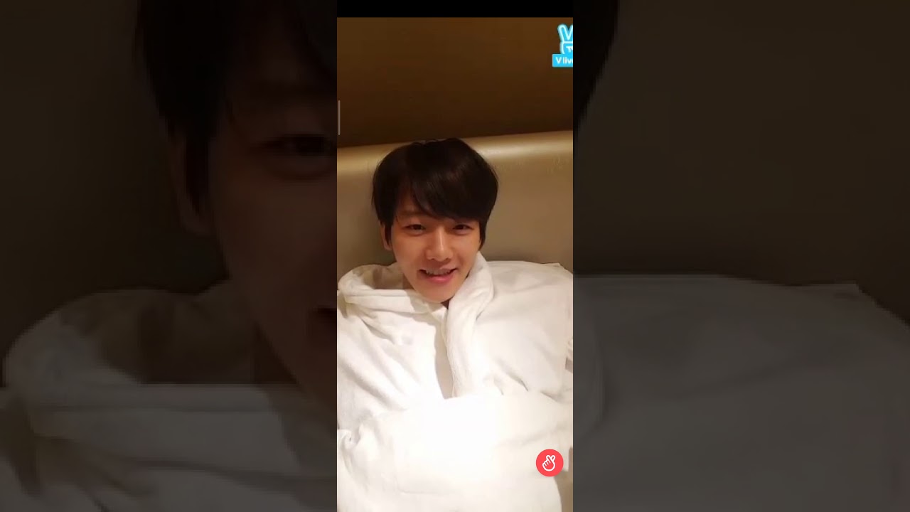 EXO-Baekhyun 1 Ocak 2016 VLive Yayını - YouTube