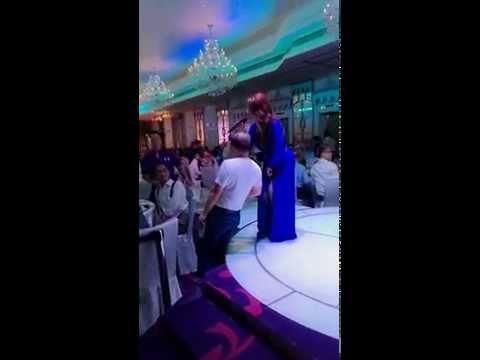 出場歌曲：《花花宇宙》
