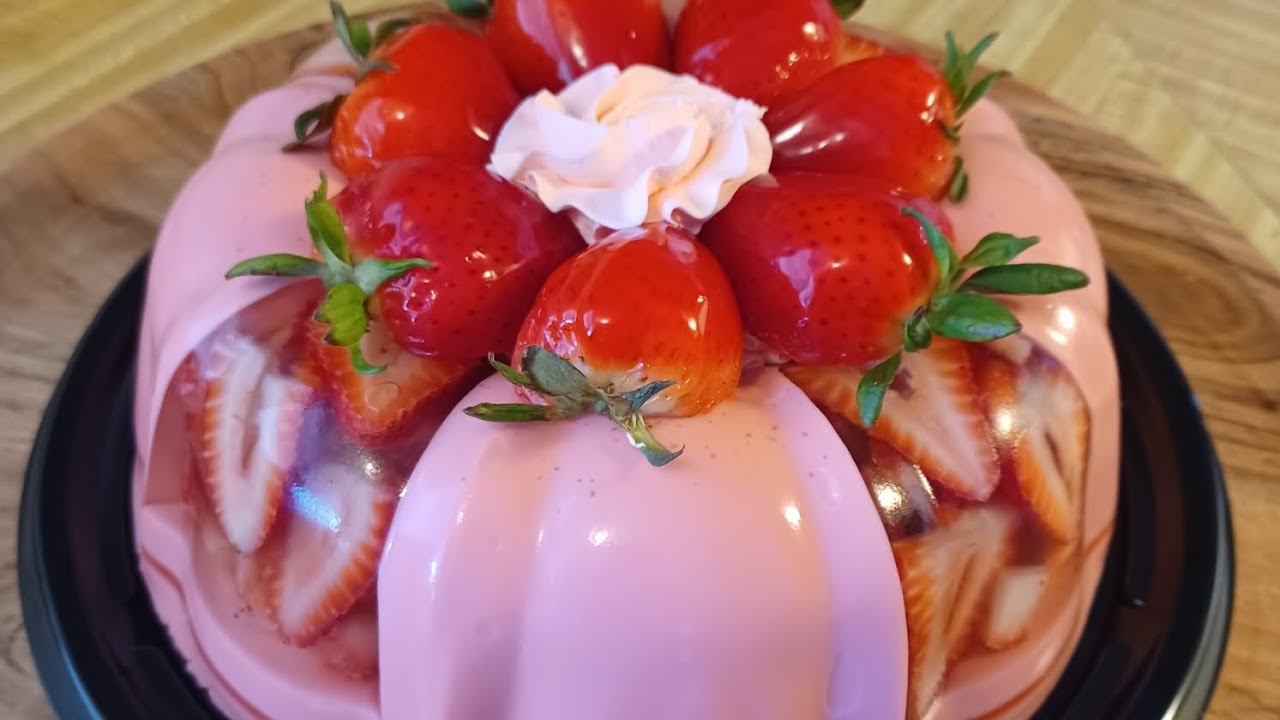 Gelatina de fresa y 🍓🍓🍓 encapsuladas