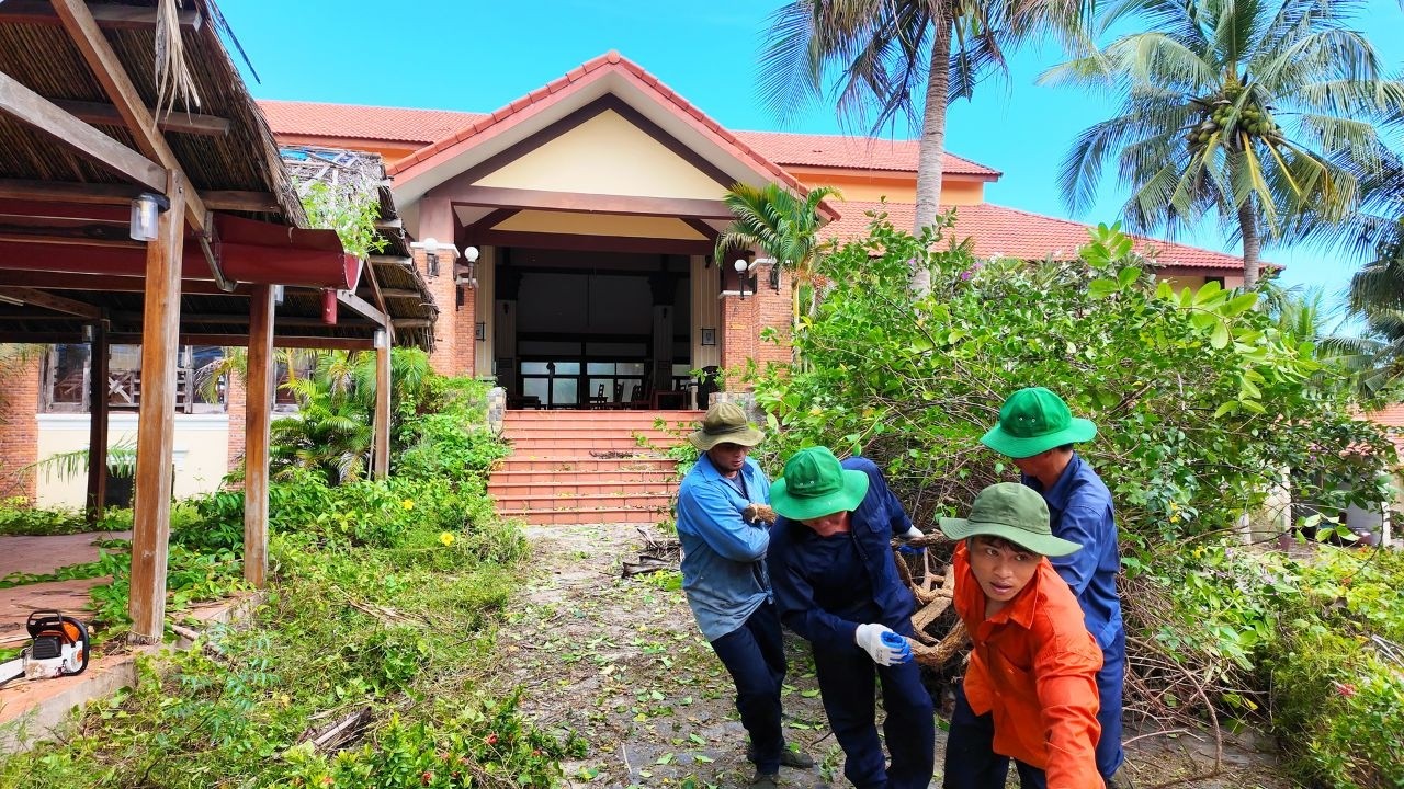 This Beachfront Villa Was Left to Die — Now Watch It Rise Again