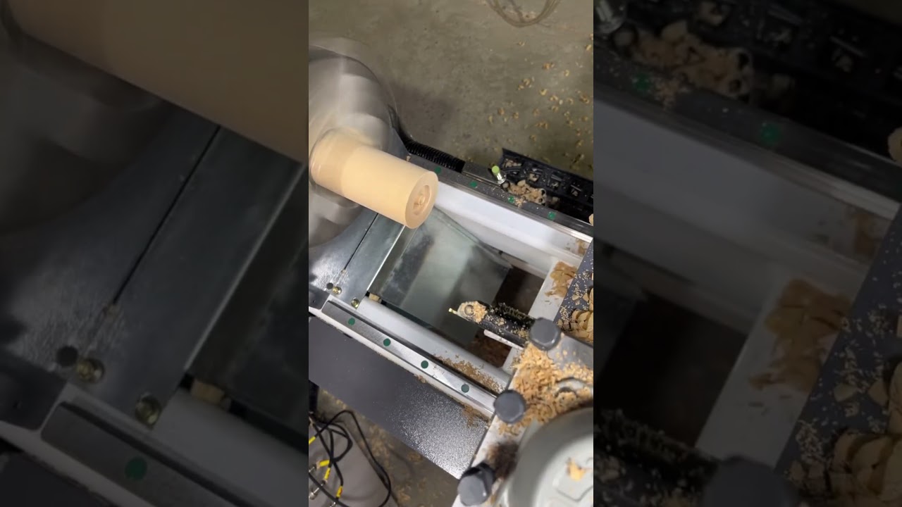 Make a wood button by automatic wood lathe turner